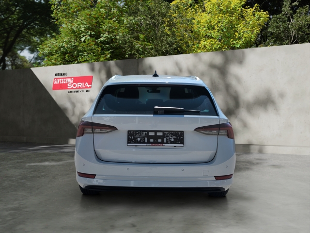 Skoda Octavia Combi 2.0 TDI Style DSG
