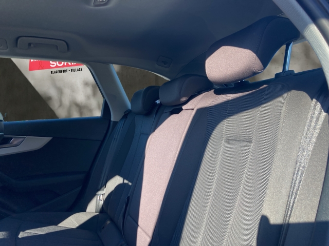 Audi A4 Avant 30 TDI S-tronic