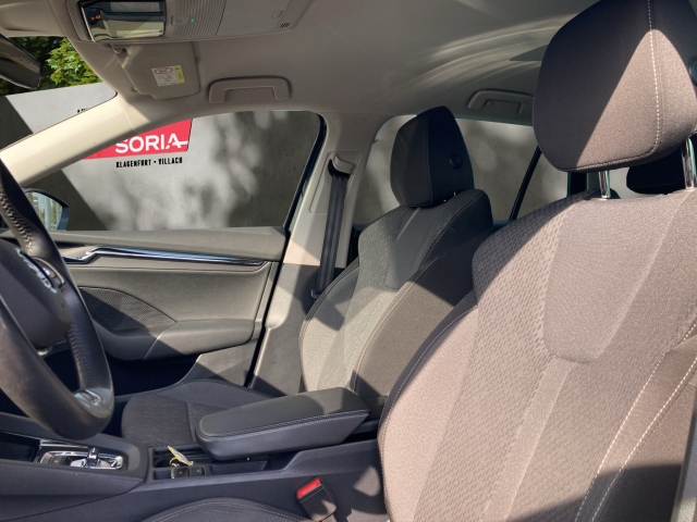 Skoda Octavia Kombi 2.0 TDI Style DSG