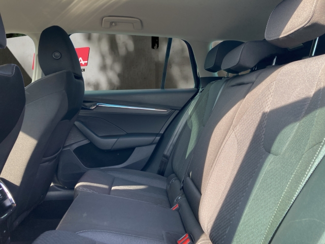 Skoda Octavia Kombi 2.0 TDI Style DSG