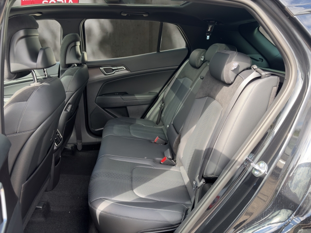 KIA SPORTAGE BLACK EDITION 1.6 TGDI DCT7 SD 2WD