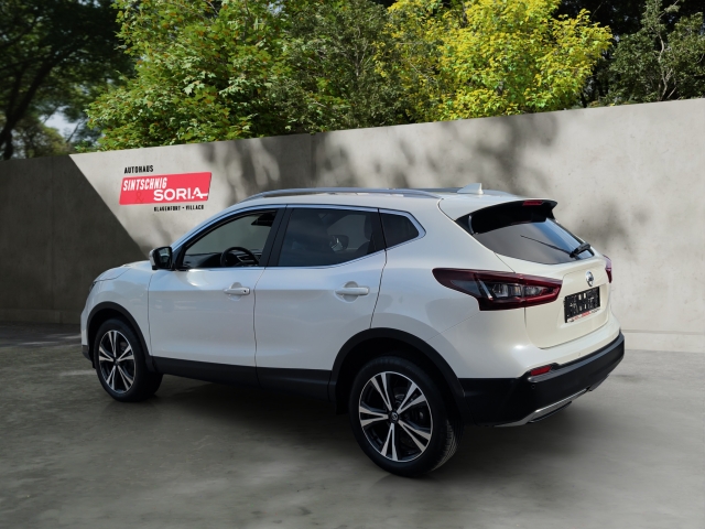 Nissan Qashqai 1.3 DIG-T 140PS 6MT 4×2 ZAMA Design SH 18′