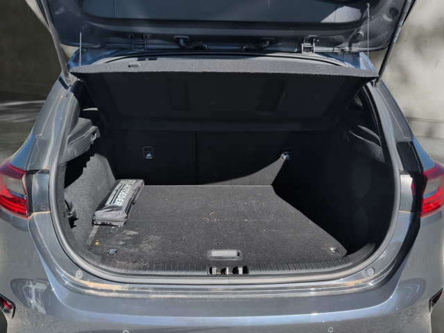KIA Ceed Gold 1,5TGDI UVO MT6 160