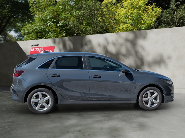 KIA Ceed Gold 1,5TGDI UVO MT6 160
